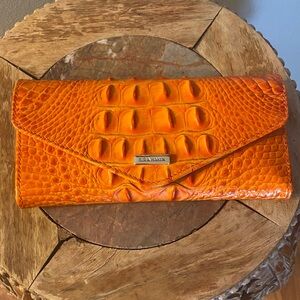 🧡💛Brahmin Vibrant Orange Croc-Embossed Wallet🧡💛